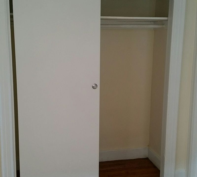 2nd image of 3919 62nd St APT 3