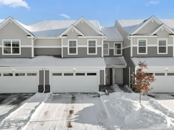 993 Annagaire Curv, Rosemount, MN 55068
