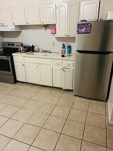 414 E Avenue A Photo 1