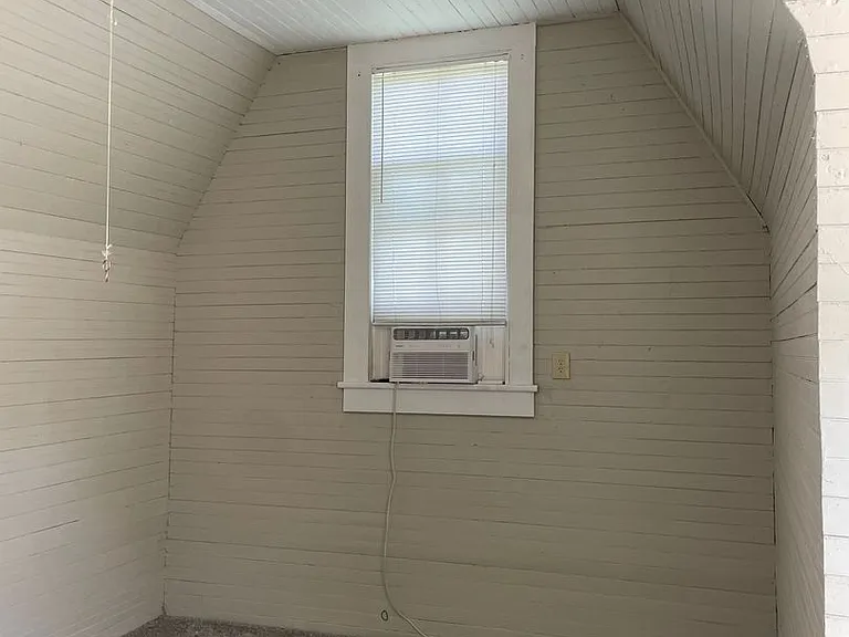 626 Eldorado St — Photo 13