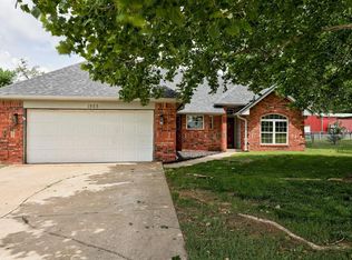 1525 E Southwest 89th St, Mustang, OK 73064