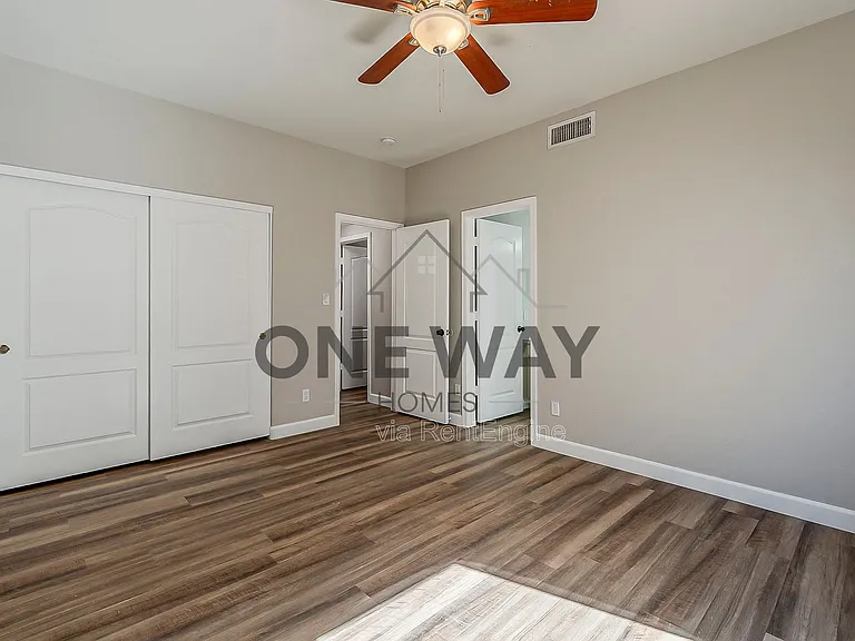 1768 E Marquette Dr — Photo 22