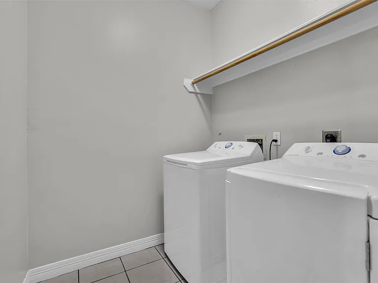 13198 Lazy Ln — Photo 11