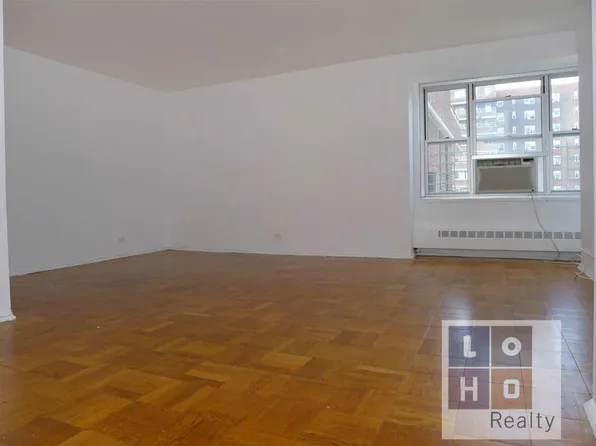 477 Fdr Drive image 1 of 4