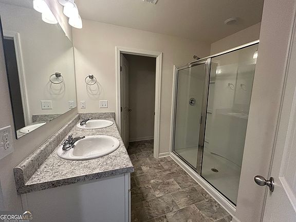 5th image of 5320 Barberry Ave