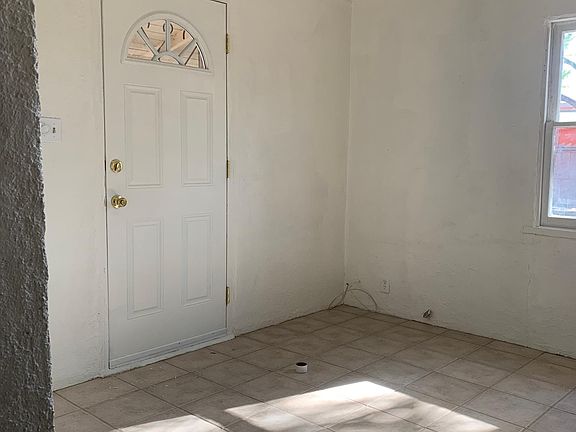 3rd image of 3025 N Richey Blvd #B