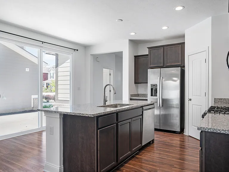 7003 Pickett Pl — Photo 10