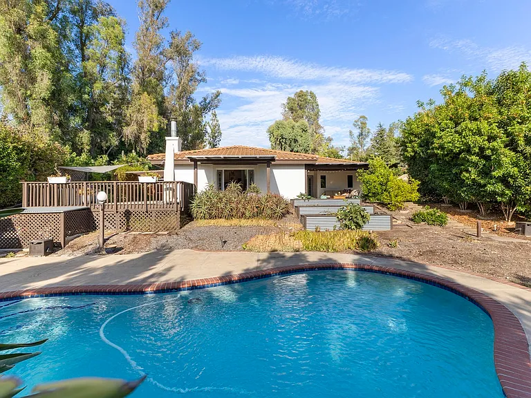 1305 Scenic Dr — Photo 16