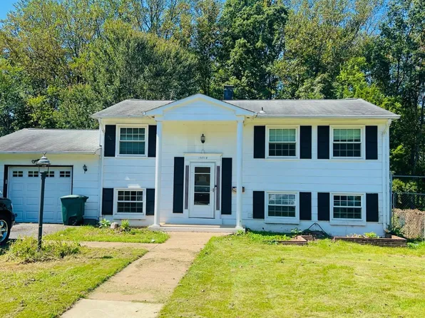 15012 Cordell Ave, Woodbridge, VA 22193