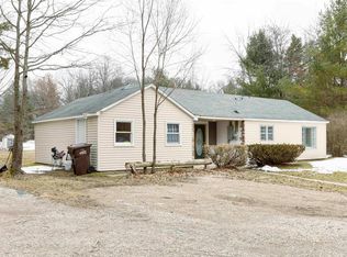 3004 N Stark Rd, Midland, MI 48642