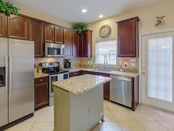 4th image of 2052 Sweet Birch Ln