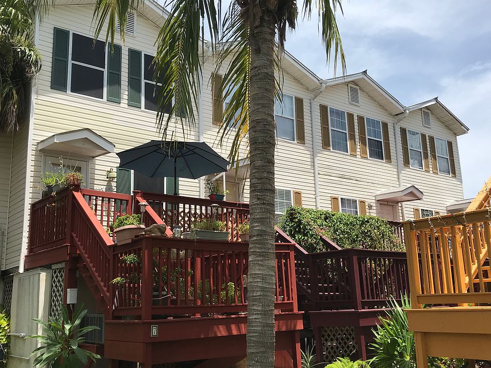 2nd image of 3075 Flagler Ave Unit 5