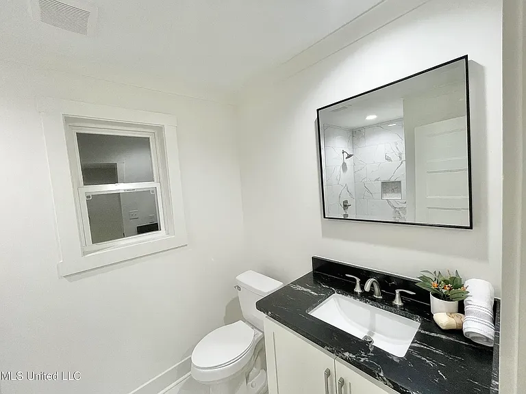 107 Pine Rd — Photo 15