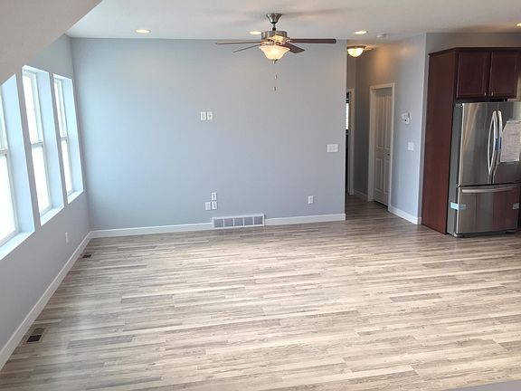 3rd image of 5336 W Copper Needle Way