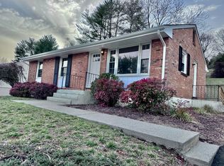 3921 Meadowlark Rd, Roanoke, VA 24018