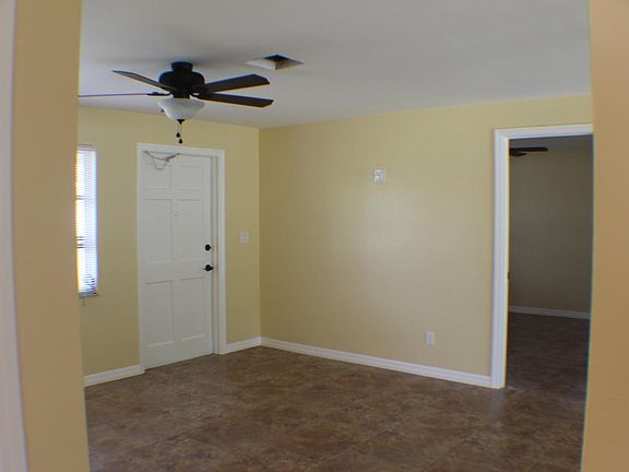 5th image of 1380 Washington Dr