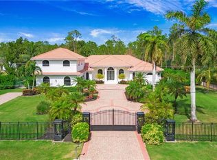 3581 1st Ave NW, Naples, FL 34120