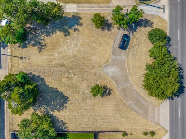 11430 Midway Rd, Dallas, TX 75229