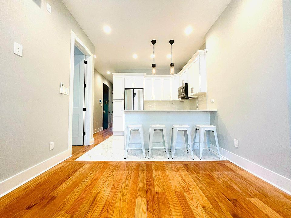 1st image of 490 Chauncey St #2C