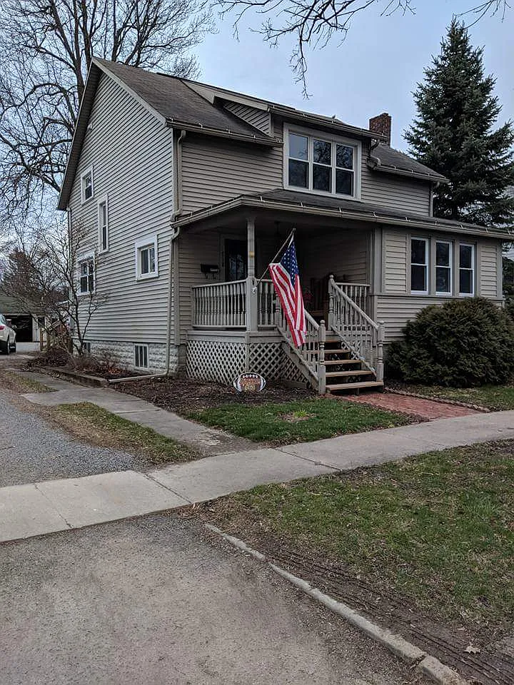 718 S Johnson St photo 1