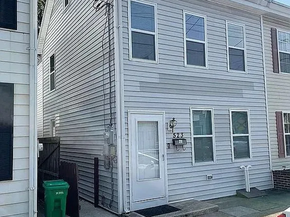 523 N Bedford St, Carlisle, PA 17013