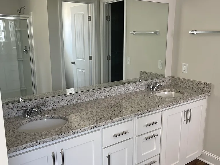381 McClelland Loop NE — Photo 7