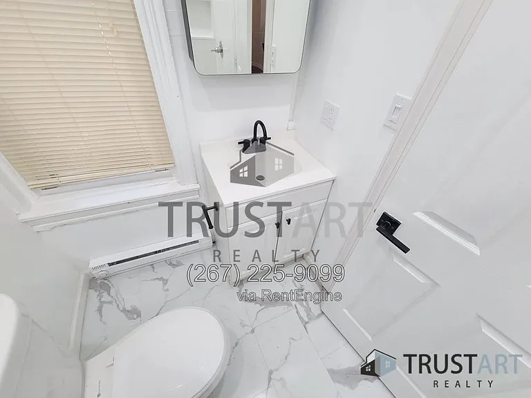 4917 Greene St #1 — Photo 7