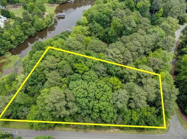 5114 Blackthorne Road, Rocky Mount, NC 27803
