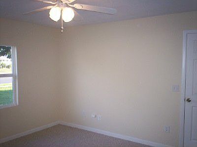 4th image of 3800 Laso Way