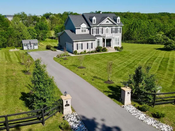12720 Snowbird Ct, Lovettsville, VA 20180