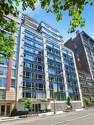Sold by Sotheby's International Realty | media 6