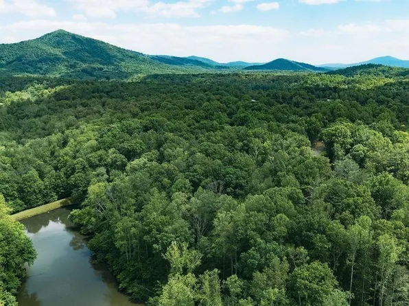 35 Ironwood Ln, Nellysford, VA 22958