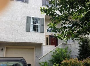 127 Whispering Oaks Dr, West Chester, PA 19382