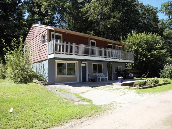 66839 Carter Lake Dr, Jones, MI 49061