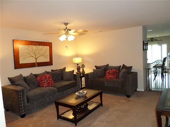 4th image of 12620 Margaret Dr