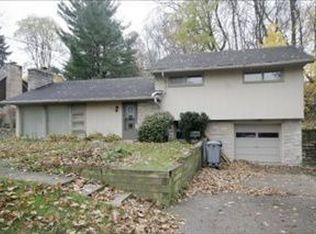 2025 Hillsdale Ave, Kalamazoo, MI 49006