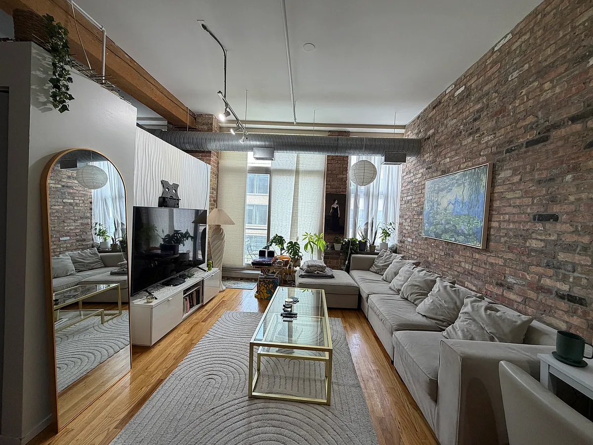 Building Photo - 417 S Jefferson St #301B