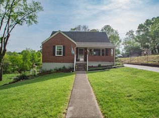 2621 Weaver Rd SW, Roanoke, VA 24015