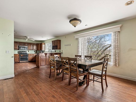 4th image of 13638 Spring Rd