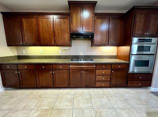 1210 Avignon Dr, Merced, CA 95348