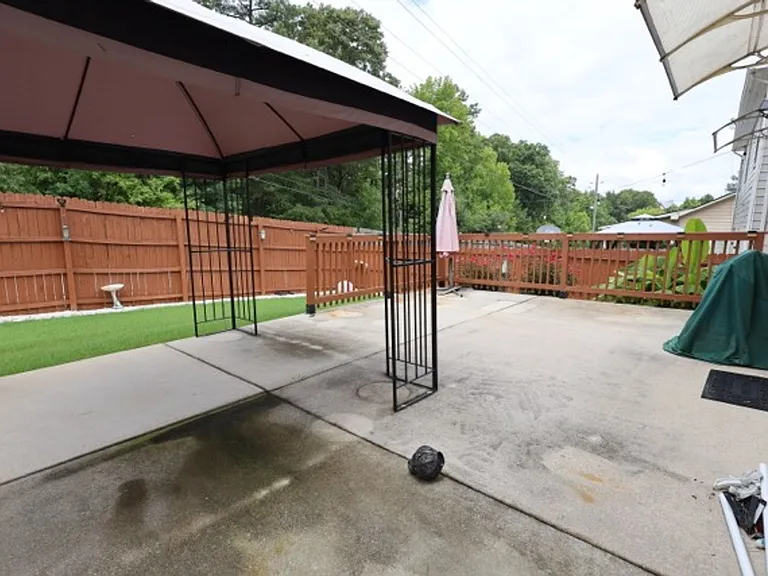 1199 Wetlands Ct — Photo 42