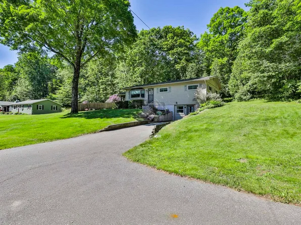 2 Dove Street, Boscawen, NH 03303