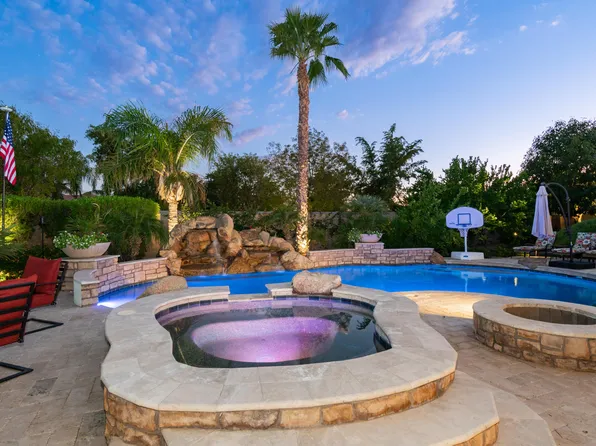 11307 E ELMHURST Drive, Chandler, AZ 85249