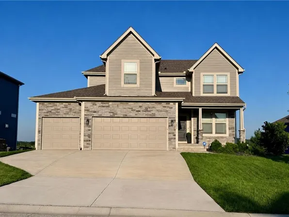 4837 Shady Bend Rd, Leavenworth, KS 66048