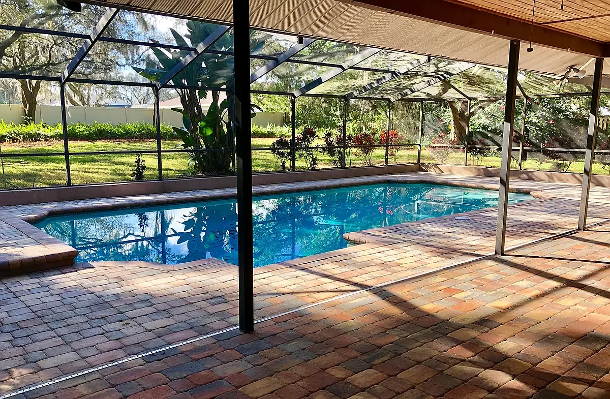 Building Photo - 108 Wild Oak Dr