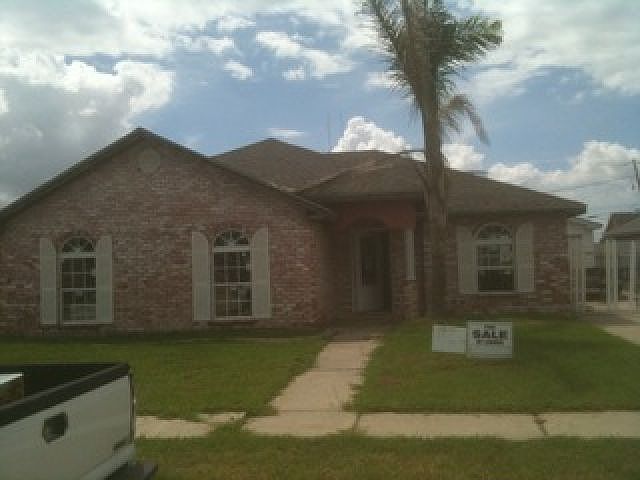 1st image of 3908 Despaux Dr