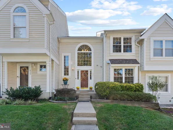 8531 Harvest View Ct, Ellicott City, MD 21043