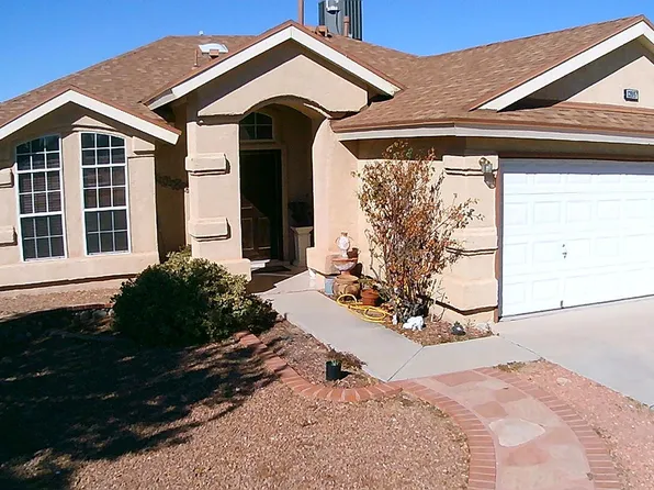 13997 Lago Seco Dr, Horizon City, TX 79928