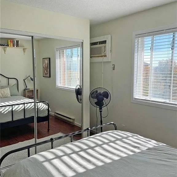 2230 Trafalgar St #325 — Photo 15