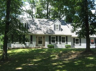 2 Brookhaven Dr, Mount Vernon, IL
